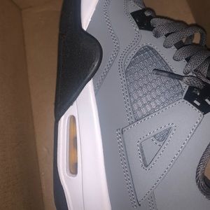 Jordan 4 cool grey